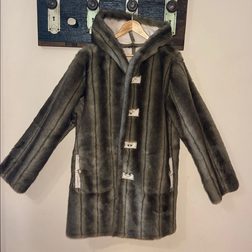 Dennis Basso Reversible Faux Fur Faux Suede Coat with Hood Size Medium - Picture 5 of 16
